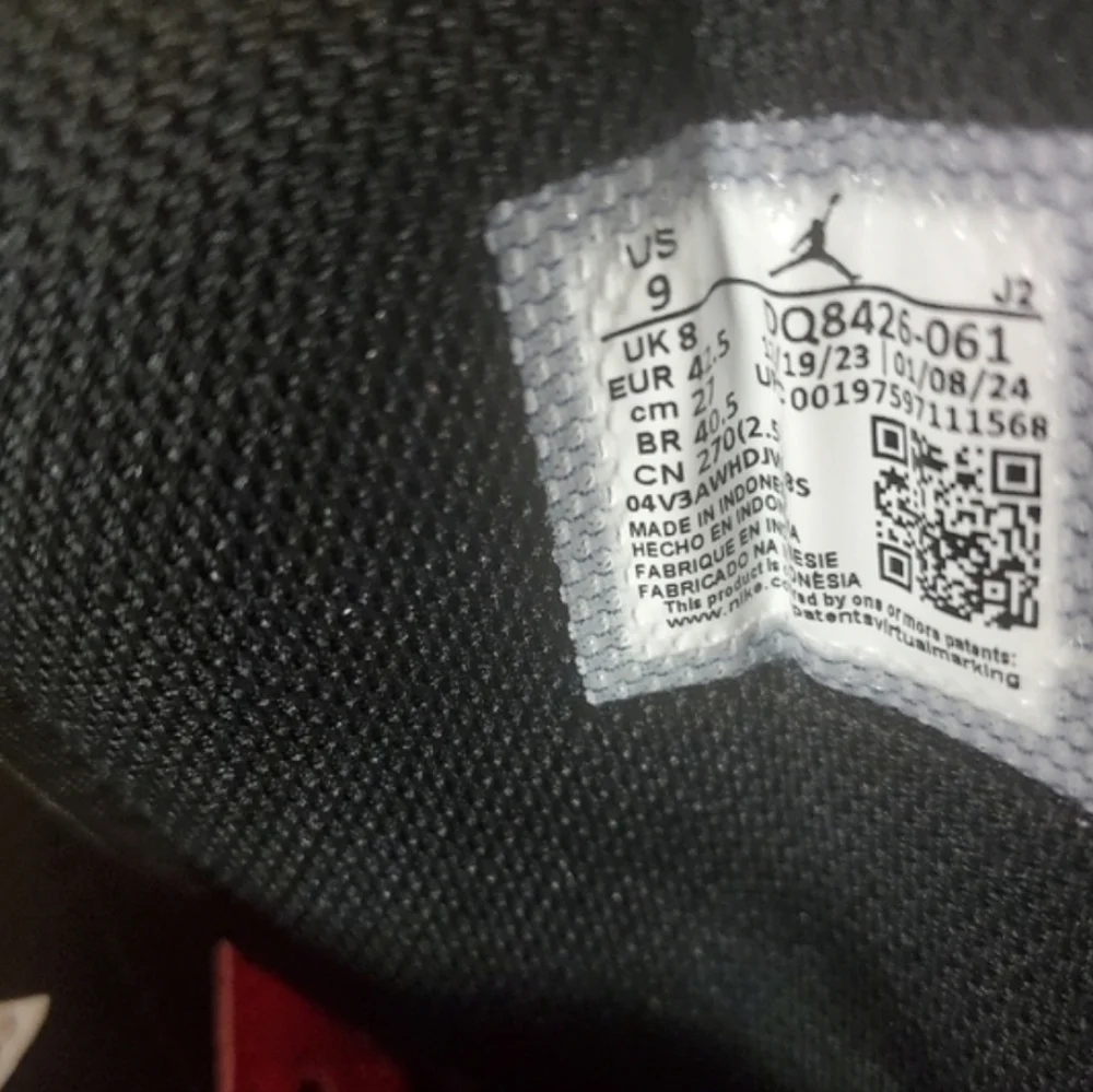 Air Jordan 1 Mid Sneakers Black/Gym Red/White